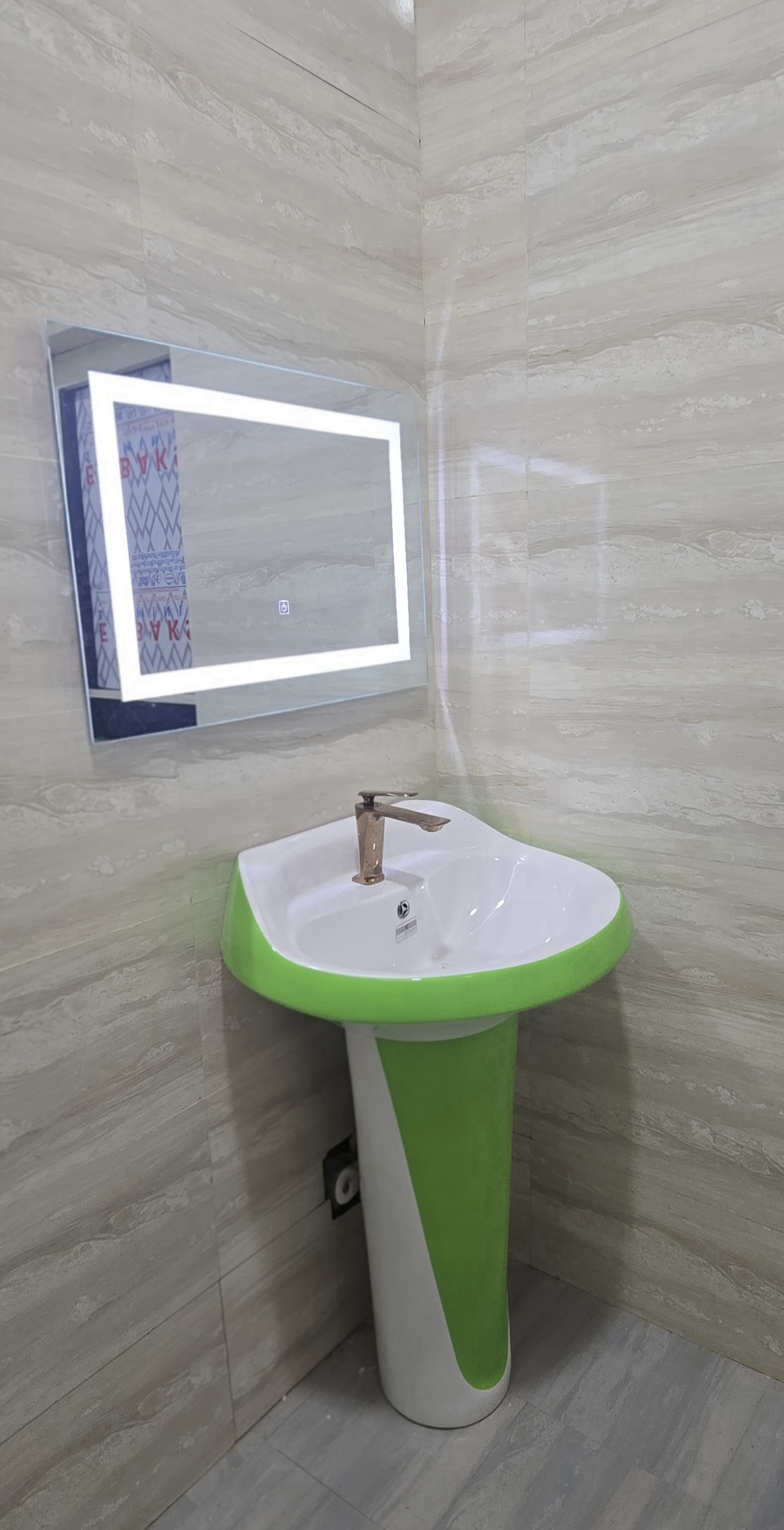 Clean Private Bath Room